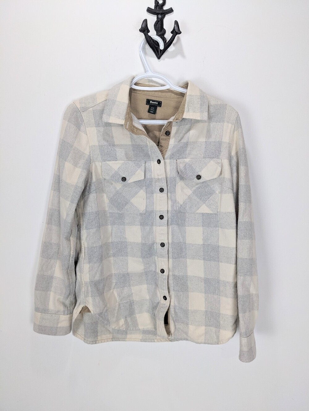 Roots Women's Size Small Grey Cream Flannel Elbow Patches